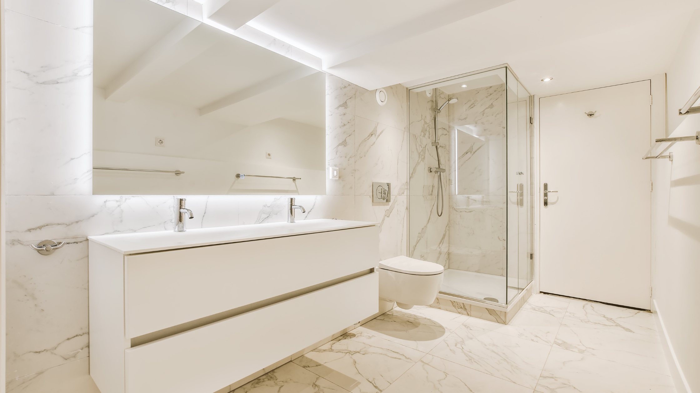 Guest Bathroom Remodel Ideas_ Lighting Tips