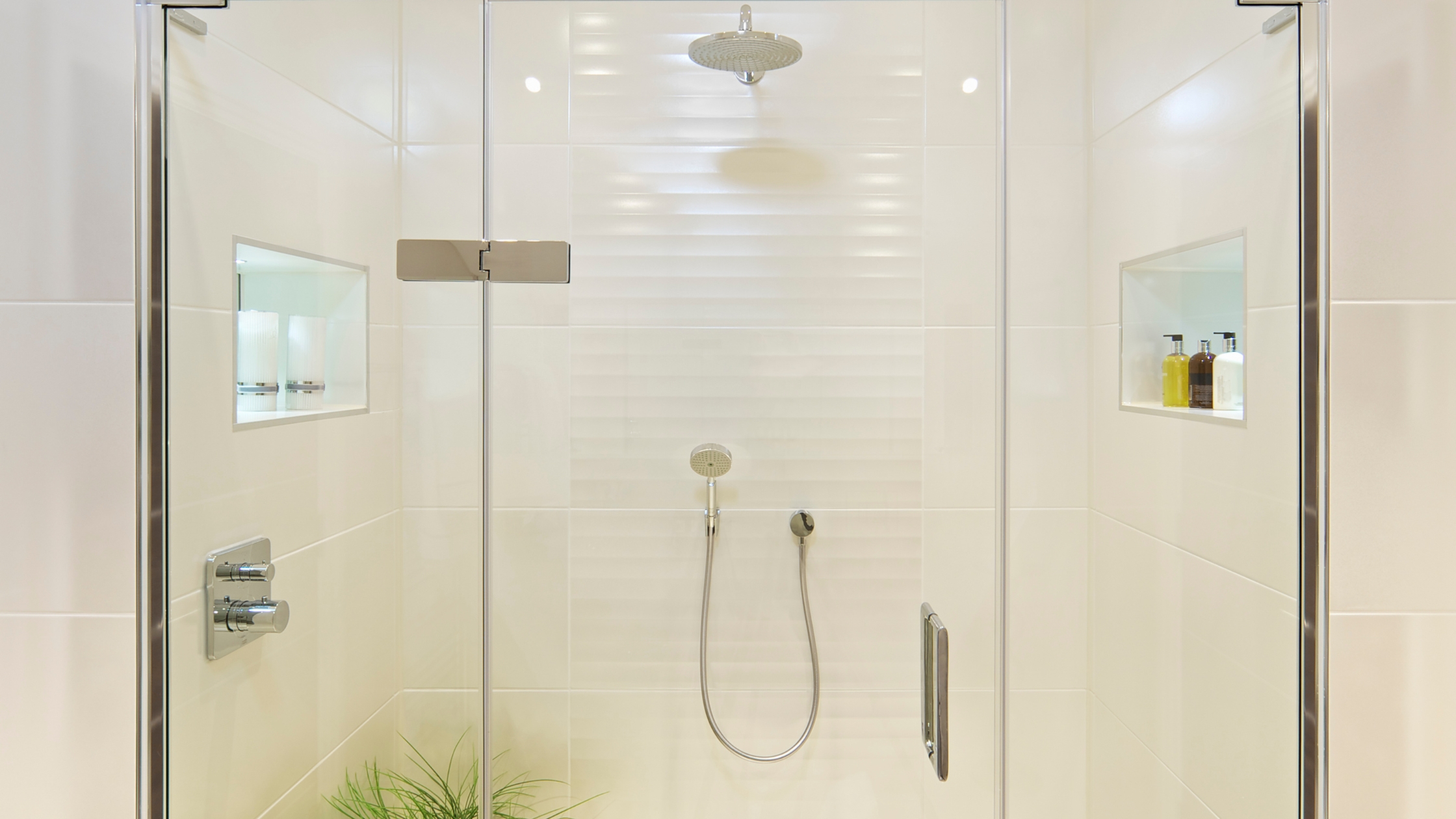 Custom Tile Shower Design Ideas for Guest Bathrooms